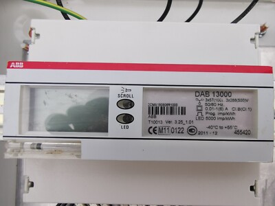 ABB KWH Stromzähler 2CMA180806R1000 (DAB13000) 5A CT Anschluss 3-phasig + N
