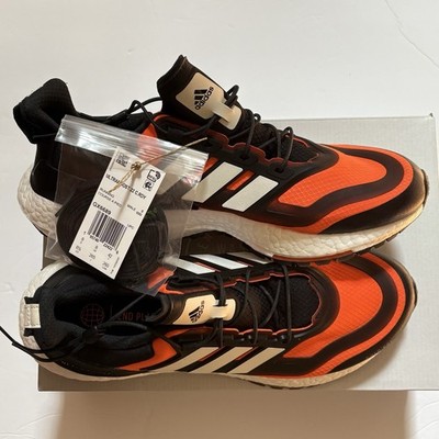 *NIB* Men's Adidas UltraBoost 22 C.RDY II Running Shoes GX6689 Black/Orange 8.5M