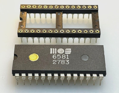   RARE CHIP MOS 6581 SID CHIP AUDIO COMMODORE 64 / C64 SX + SOCKET 100% WORK  
