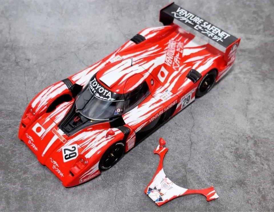 AUTOart 1/18 TOYOTA GT-ONE TS020 LEMANS 1998 #29 - Image 3 of 4