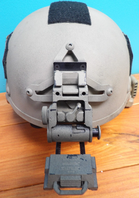 MSA TC 2000 ACH HELMET TAN LEVEL IIIA W/ SUREFIRE HELM LIGHT