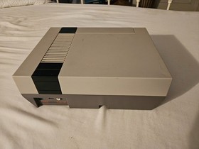 Nintendo console NES PAL A Super Mario bros 3 Tetris world cup Rad racer Digger