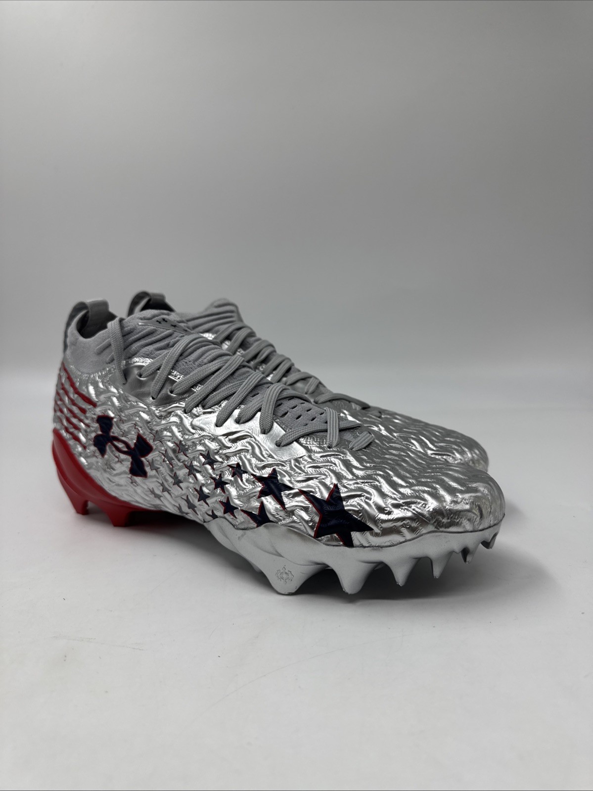 Under Armour Spotlight Pro USA Cleats Silver/Red 3028201-099 Men's Size 9.5