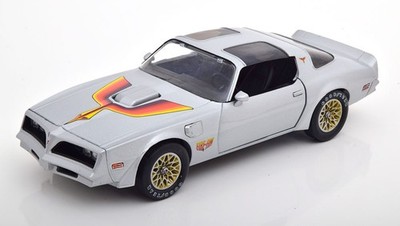 1:18 Greenlight Pontiac Firebird T/A 1977 silver