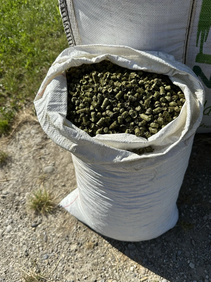 Verkaufe Neue 20kg Grascobs/ Heucobs für Pferde und Nager 2025 - Bild 2 von 4