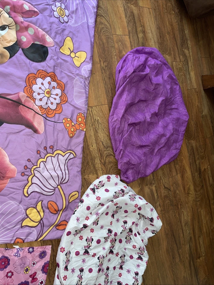 迪士尼米妮老鼠花园 4 件套婴儿床/幼儿床上用品 — 第 4/4 张图片