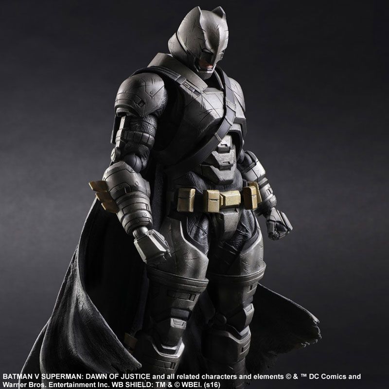 Batman v Superman: Dawn of Justice Armored Batman Play Arts 10