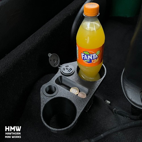 Classic Mini Dual Cup Holder - USB 3.0 C Charging Ports - Rear Ash Tray - Picture 3 of 7