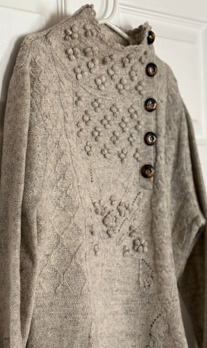 MOTH by Anthropologie Womens Petite/Girls 12-14 Cable Knit Beige Sweater Small - Picture 4 of 15