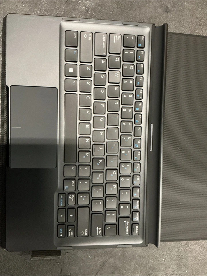 Dell XPS/Latitude 12 Keyboard With Premier Magnetic Folio - Image 4 of 4