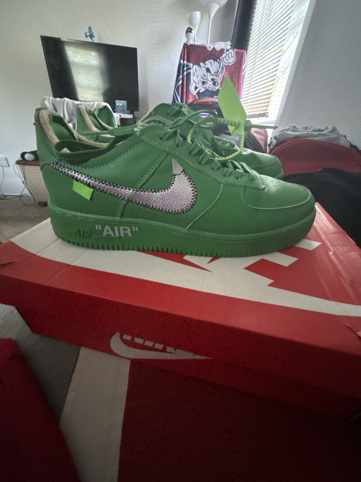 OFF WHITE X NIKE Nike X Off White Brooklyns Air Force 1 SOLO RITIRO