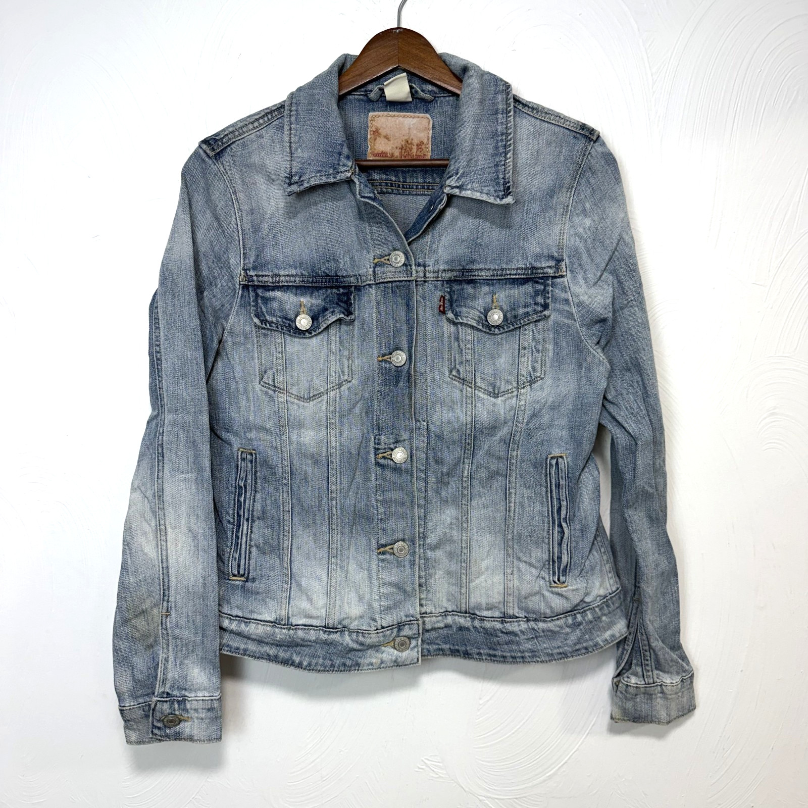 Levi Strauss & Co. Women's Light Wash Denim Jean Classic Trucker Jacket Sz Large