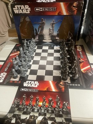 Hasbro 2014 Gaming Star Wars Chess Set Disney Lucasfilm COMPLETE (see photos)