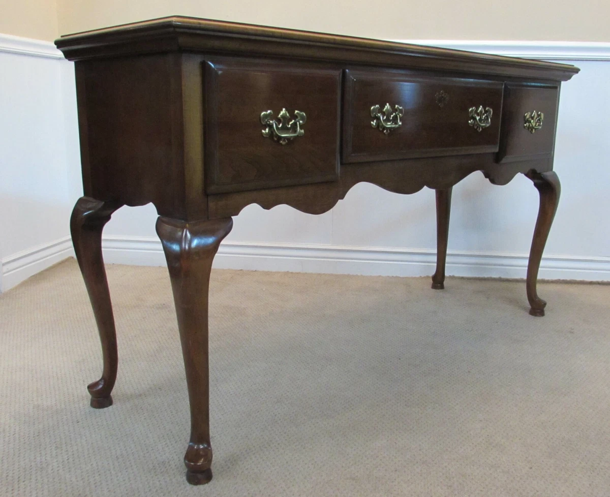 LEXINGTON CHERRY QUEEN ANNE SERVER SIDEBOARD BUFFET HUNTBOARD