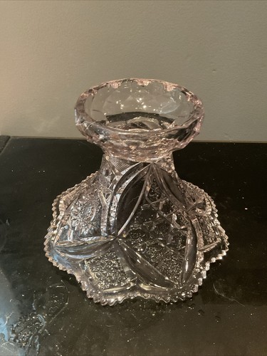 Vintage, Lead Crystal Hand Cut Glass Fruit Bowl with Pedestal Gold Trim READ - 第 3/5 張圖片