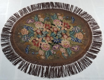 Antike französische runde Tischdecke mit Blumenmuster und Fransen 130 x 100 cm
