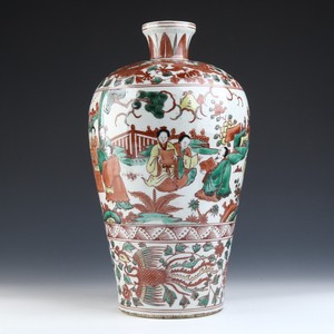 Antique Chinese Colorful Character Story Porcelain Vase