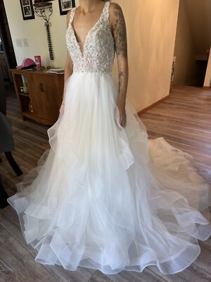 Sincerity Bridal 44304 Wedding Dress Beaded Plunging V-Neck Tulle Ruffle NWT