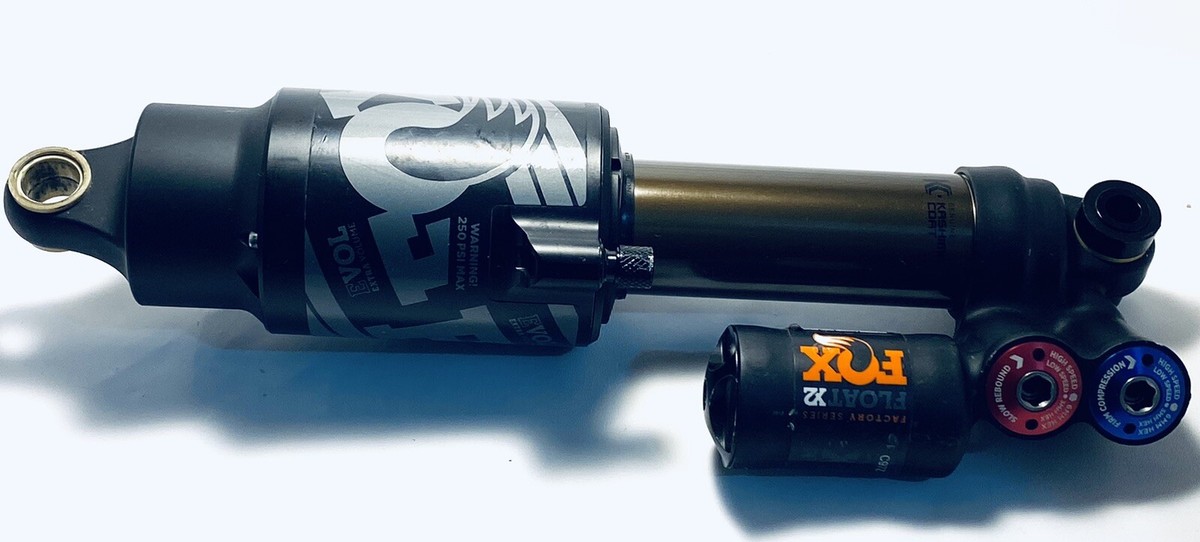 【最新入荷】 Rear AIR Factory RVS X2 FLOAT FOX USED Shock 3.0 x 9.5 , パーツ