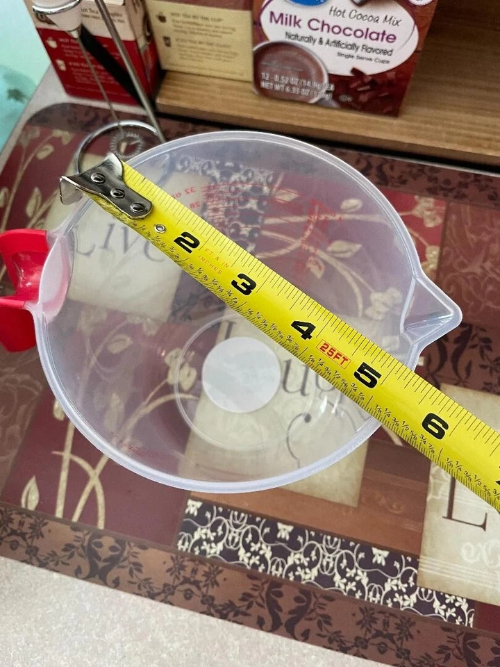 2 vasos medidores de plástico con asas rojas vendedor de EE. UU. SIEMPRE ENVIADOS POR CORREO EN CAJA CON CUIDADO Foto 4 de 4