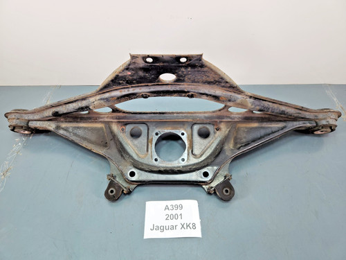 ✅ 1997-2003 OEM Jaguar XK8 XJ8 Rear Lower Subframe Differential Carrier Bracket