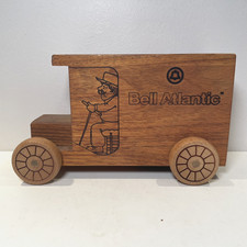 Tirelire vintage Bell Atlantic Toystalgia camion de livraison en bois 1984