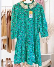 Size 8 American Vintage 1990’s floral green dress with lace Peter Pan collar 
