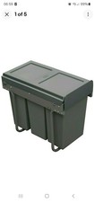 Grey Integrated Pull Out Kitchen Waste And Recycling Bin For 300mm Base Init 30L