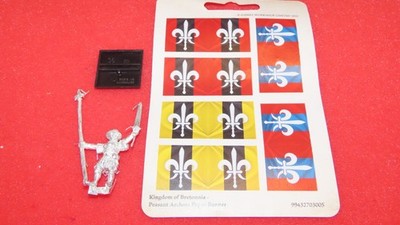 Bretonnia Bretonnian Peasant Archer Standard Bearer Warhammer The Old World 1996