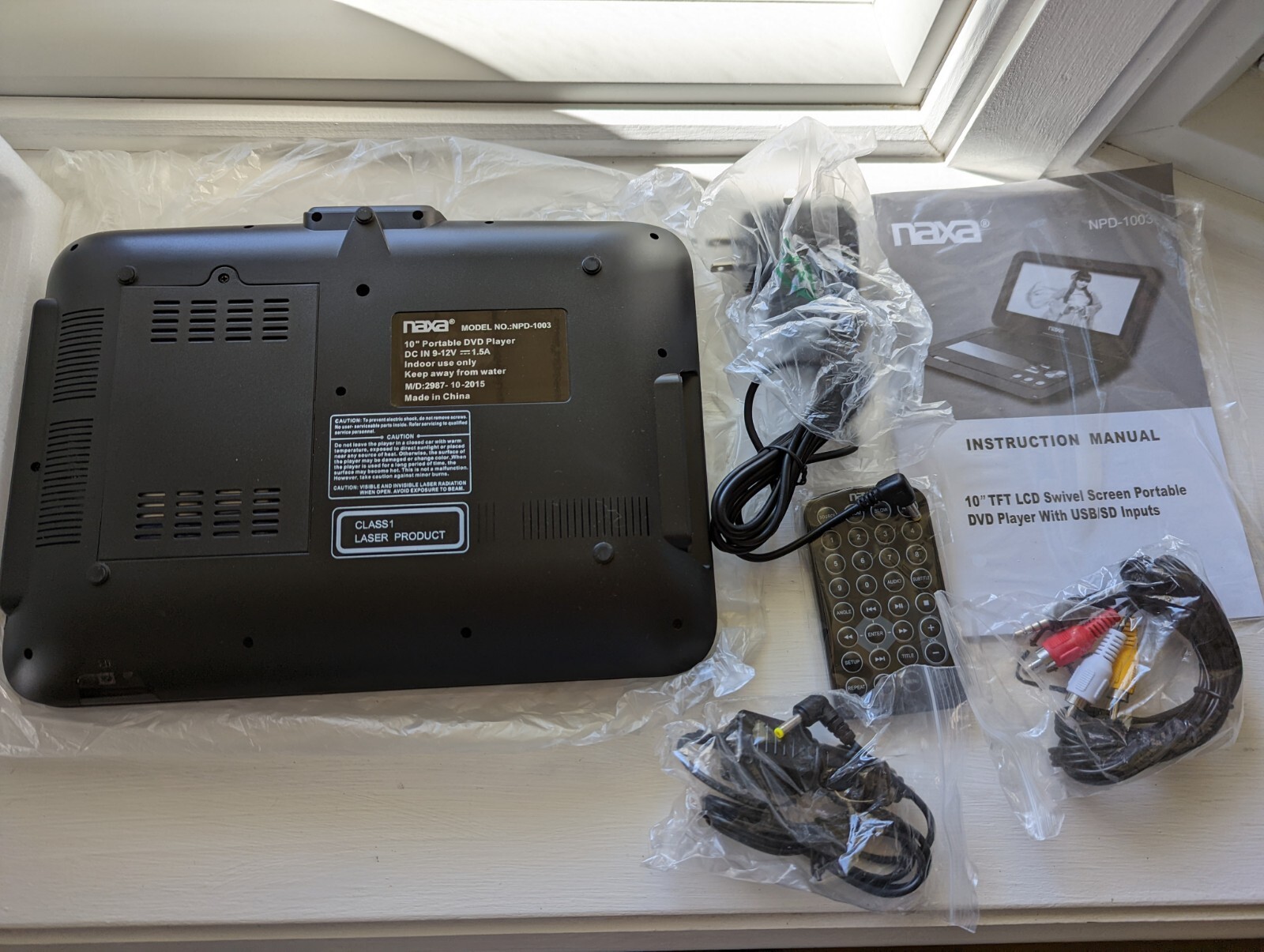 naxa 9 tft lcd swivel screen portable dvd player factory