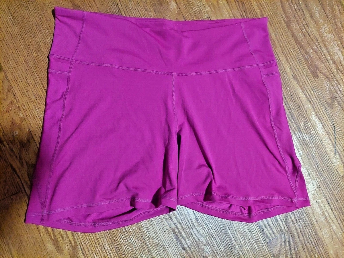 Navy athletic deals shorts womens