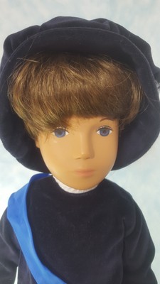 sasha and gregor dolls