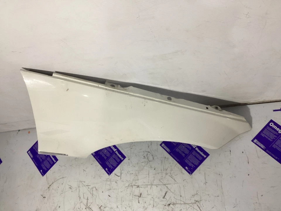 2008- 2013 MERCEDES BENZ C300 Front Right SIDE FENDER PANEL A2048810101 OEM . Foto 4 de 4