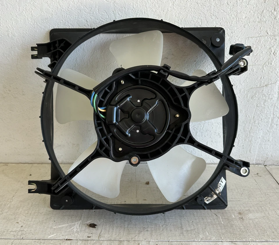 Вентилятор охлаждения радиатора 600320 для 1995-1999 Chrysler Sebring Avenger Talon Eclipse - Изображение 2 из 3