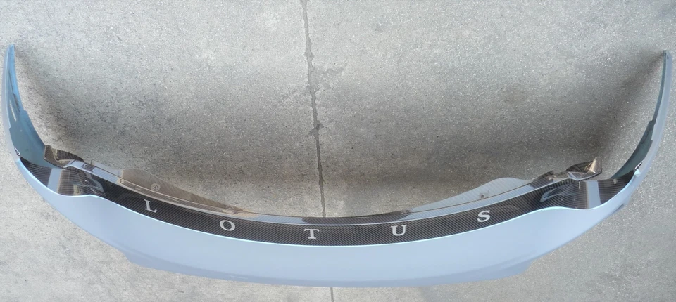 Cubierta de parachoques trasero de fibra de carbono Lotus Evora GT 2021-2024 658177 OEM Foto 4 de 4