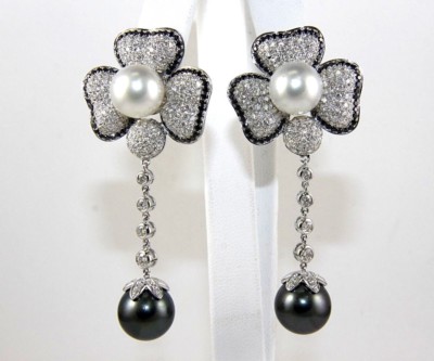 Natural Tahitian South Sea Pearl Diamond Drop Earrings 18k