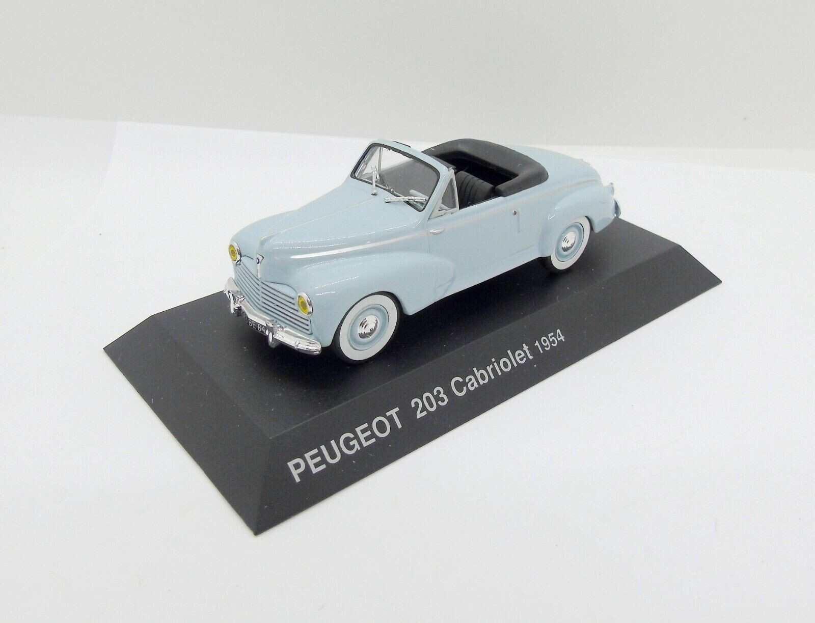 Peugeot 203 Cabriolet 1954 cabriolet miniature de collection pour décoration de bureau vintage
