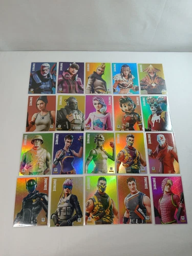 2020 Panini Fortnite Series 2 Holofoil "COMPLETE YOUR SET" Italy Print