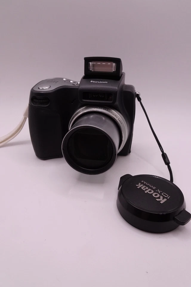 Kodak EasyShare - DX6490 / 4.0MP Digitalkamera Zubehörpaket Geprüft vom Händler! - Bild 2 von 4