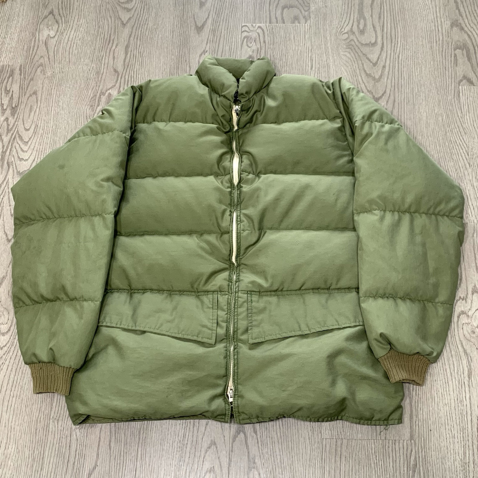 Vintage 70s 80s Browning Green Goose Down Quilted Puffer Jacket Large USA Made