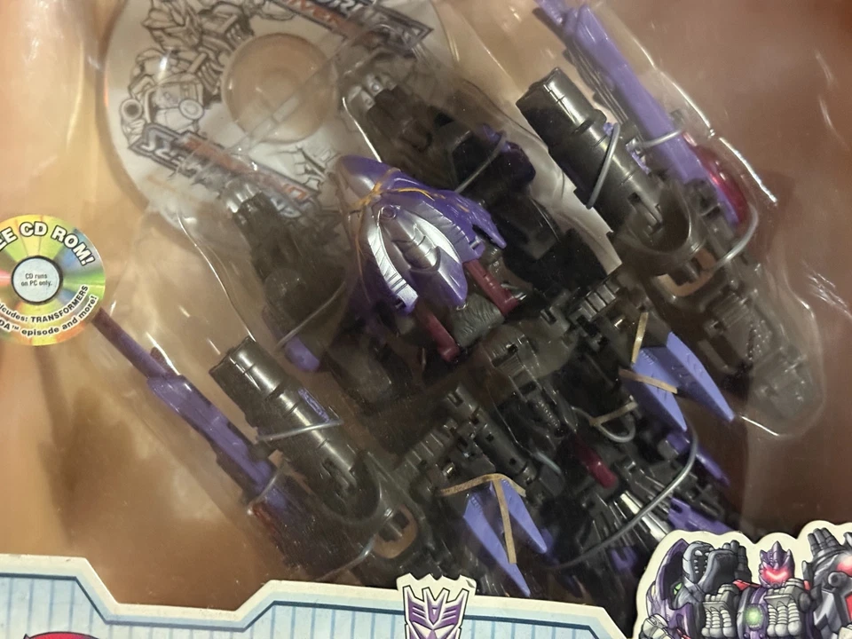 Transformers Universe: Razorclaw Has Box Wear / Dents - BRAND NEW Sealed - Image 2 of 4