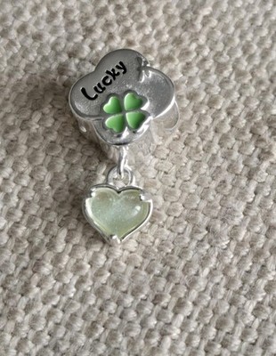 Glücksklee Sterlingsilber Charm & kostenloses Armband. Good Luck UK Verkäufer
