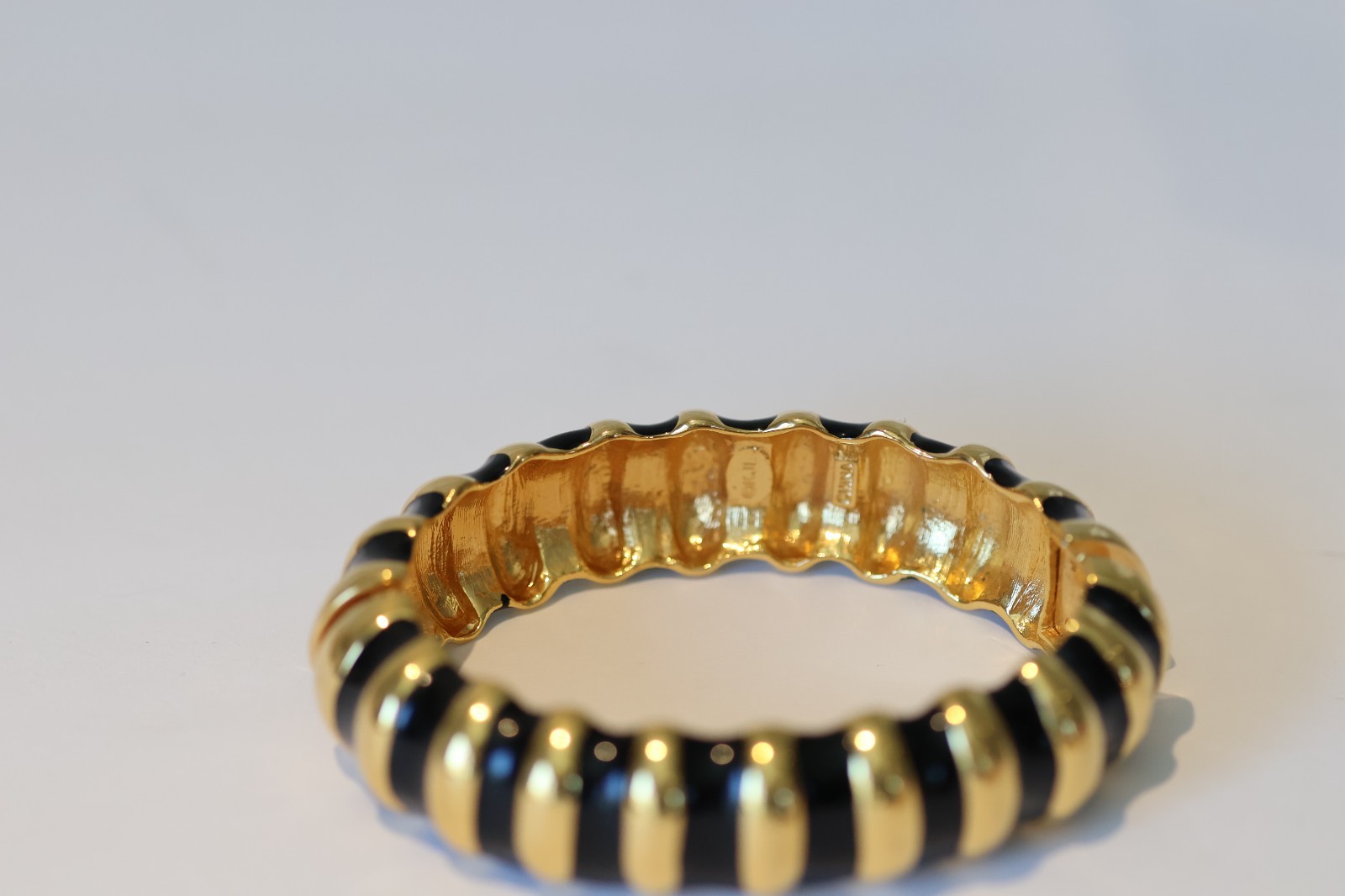 Kenneth J Lane KJL Bangle Bracelet Gold Plated Bl… - image 3