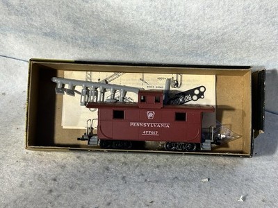 Nice Roundhouse Pennsylvania RR Caboose HO