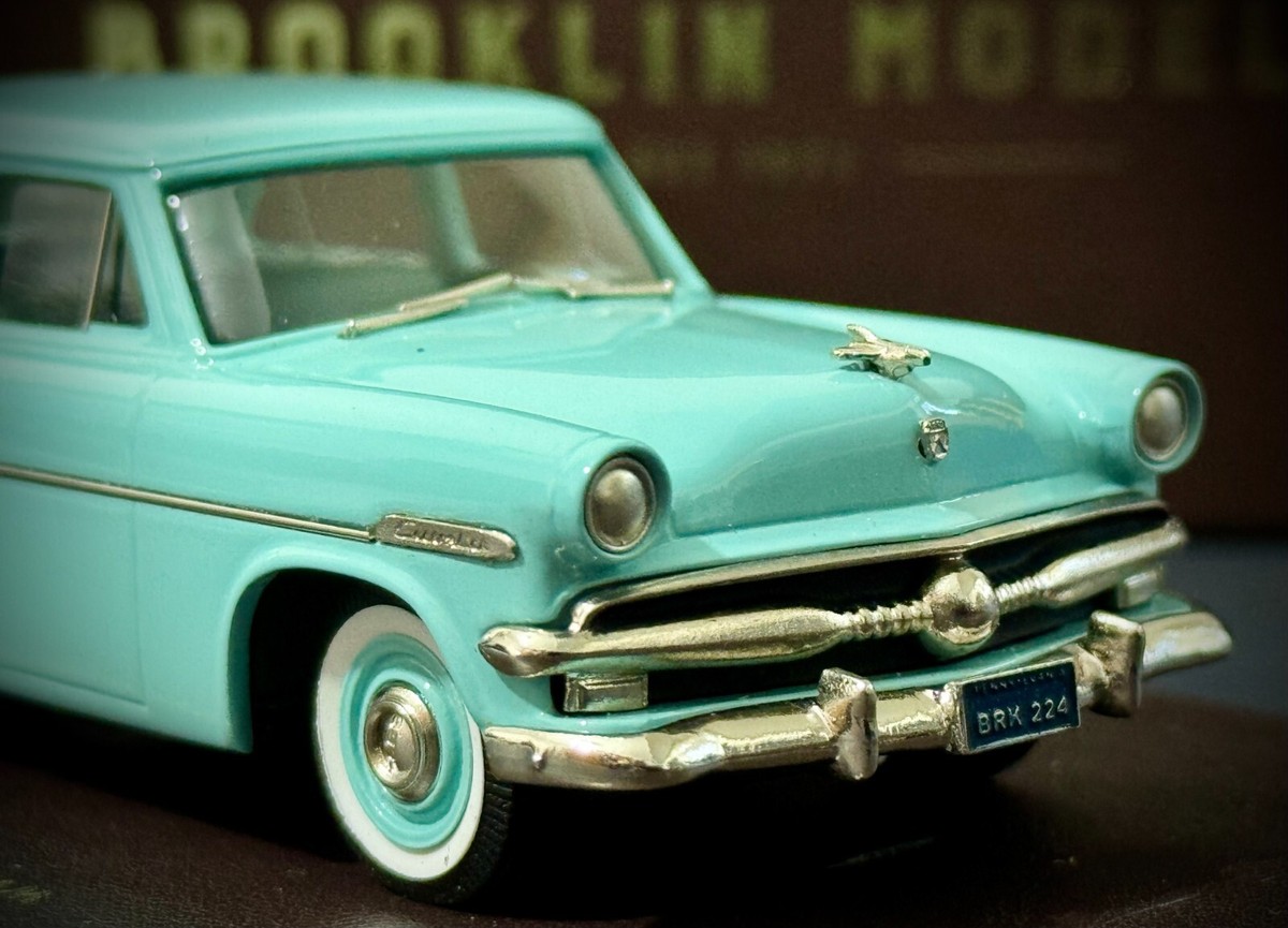 Brooklin BRK 224 - 1953 Ford Customline 4-Door Sedan-Pale Green