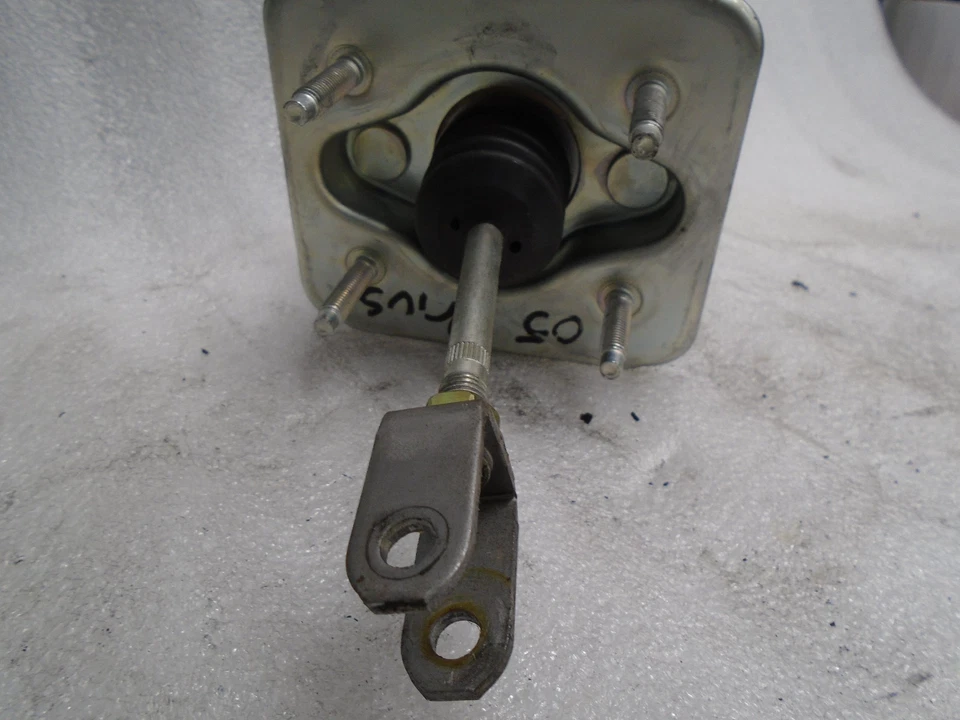 Cilindro maestro de frenos Toyota Prius 2004-2009 132030-40120 OEM IM701034 Foto 4 de 4