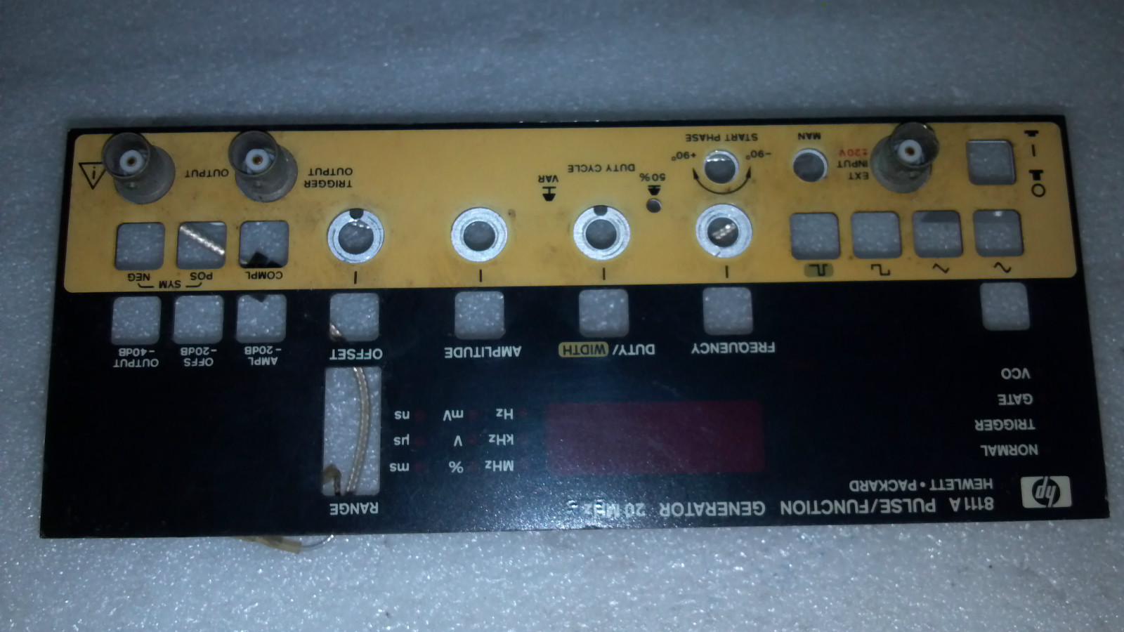 Front panel for HP 8111A PULSE / FUNCTION Generator eBay