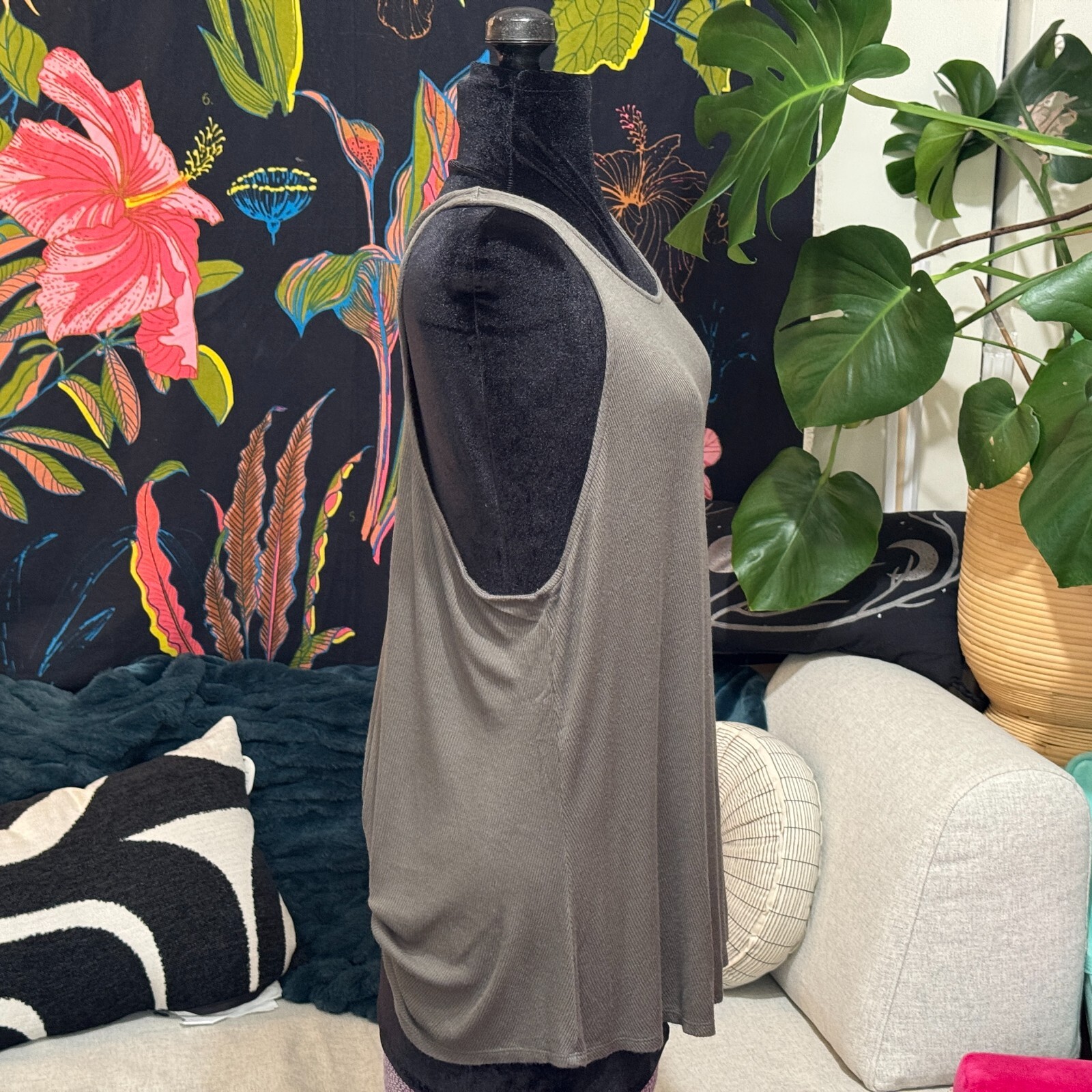 Mossimo Supply Co Basic Racerback Ribbed Tank Top… - image 7