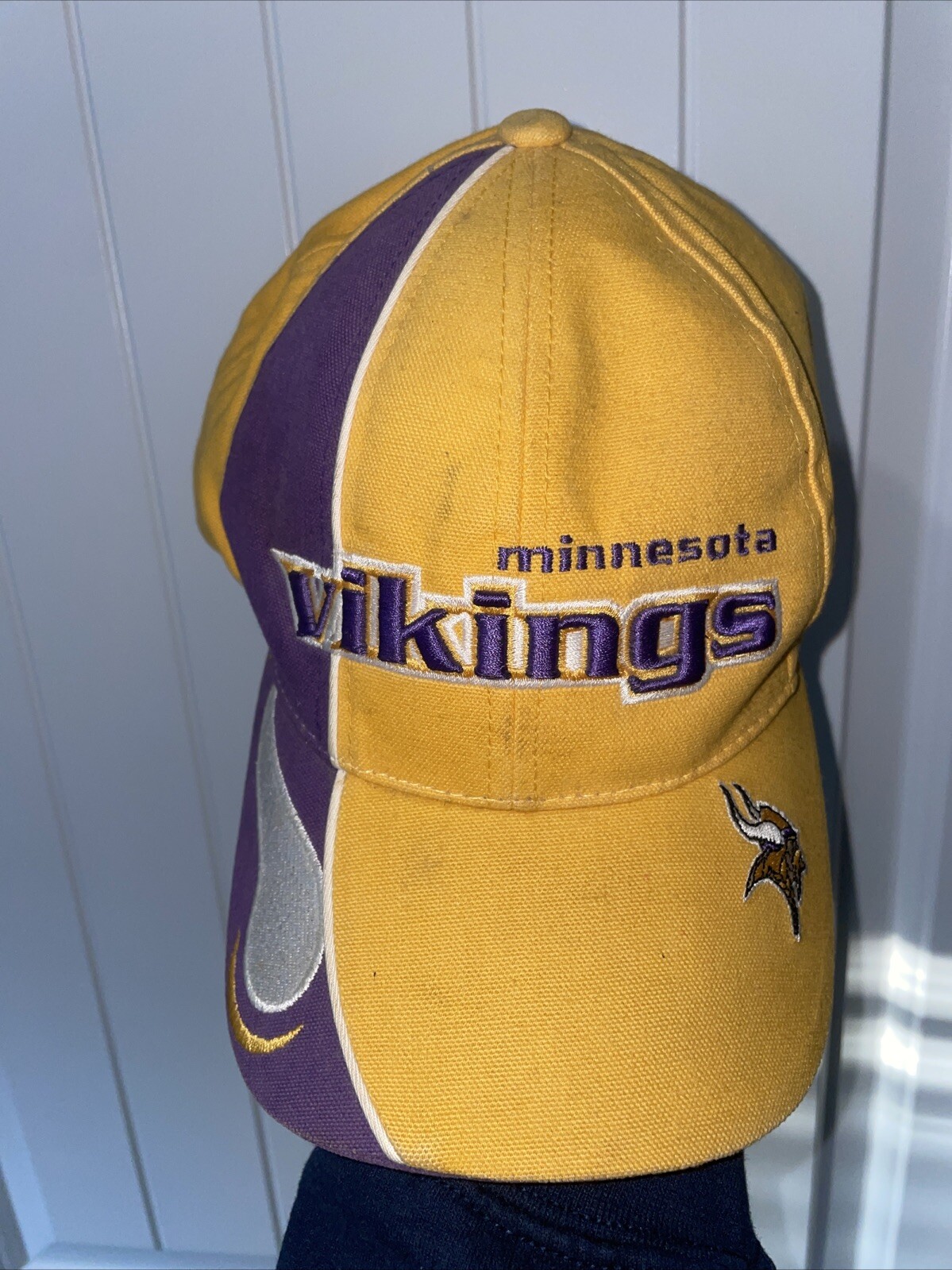 Vintage NFL Minnesota Vikings Football Yellow Purple Reebok PRO LINE Hat Cap