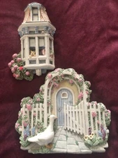 2 summer breeze wall hangings